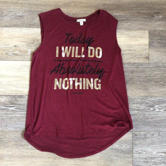 Eyeshadow Tops - Ladies Sleeveless Flowy Tee - Maroonish Color